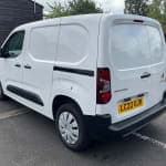 Finance Available/Clean Van Inside And Out/2 Keys. - Thumbnail 8