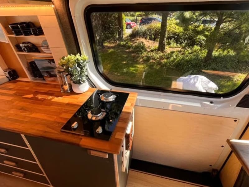 🚐 FOR SALE: 2013 VW Crafter Camper | Fully Converted | Low Miles | Refurb Engine | Off-Grid Ready🚐