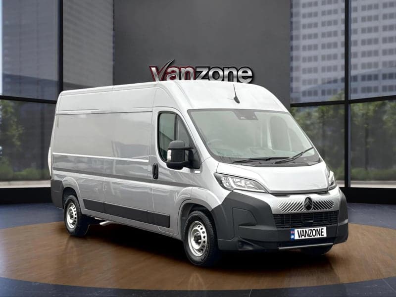 Citroen Relay L4 H2 140ps Enterprise - With Rear Camera and Touchscreen