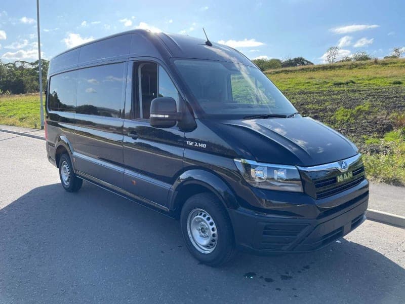 MAN TGE 3140D LION XS MEDIUM WHEELBASE HIGH ROOF