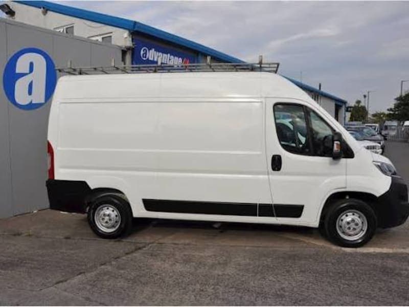Excellent van with low mileage