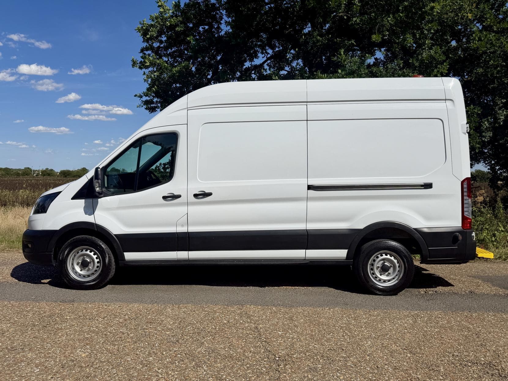 2023 Ford Transit 2.0 350 EcoBlue Leader Panel Van 5dr Diesel Manual RWD L3 H3 Euro 6 (s/s) (130 ps)