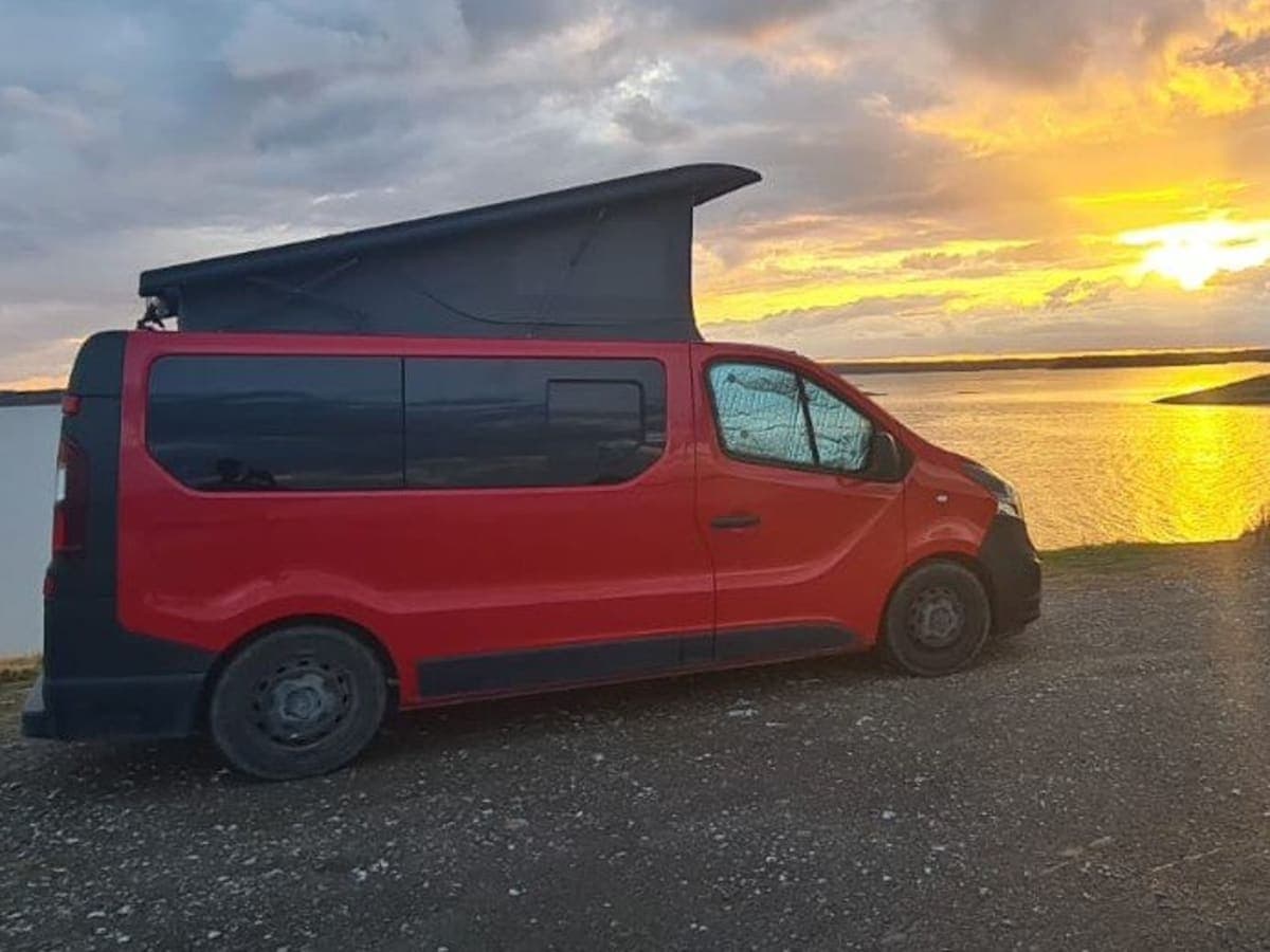 2014 Vauxhall Vivaro - Camper van, Solar, Pop Top Conversion, Kitchen, Inverter - Image 1