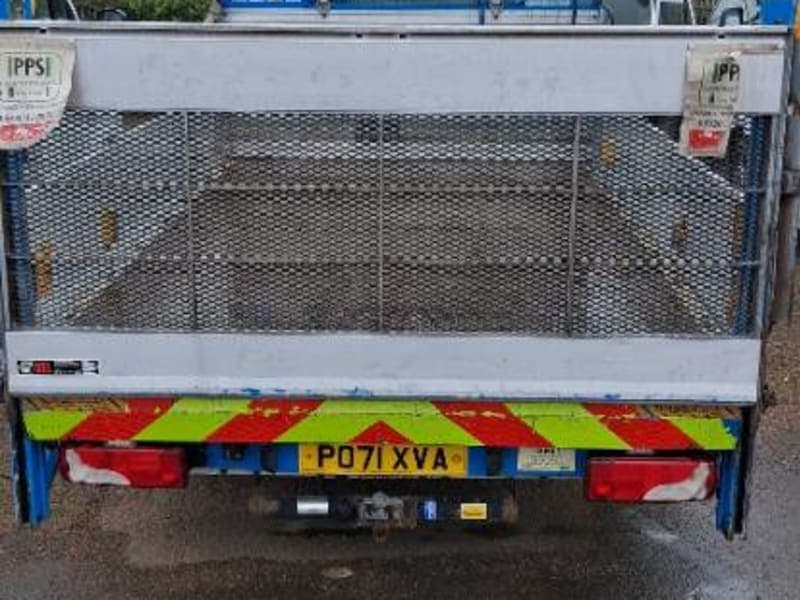 Mercedes sprinter dropside tail lift