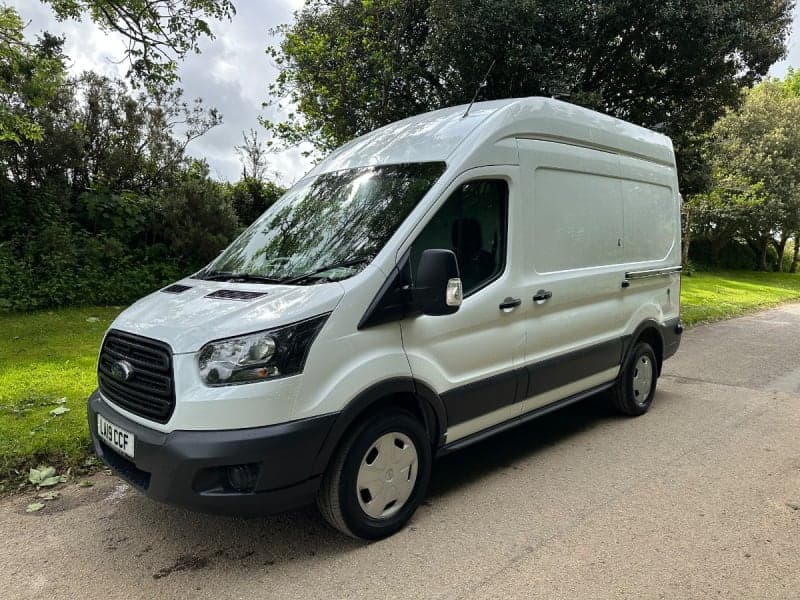 2019 (19) FORD TRANSIT 350 L2 H3 2.0 TDCI ECOBLUE 130BHP MEDIUM WHEEL BASE HIGH ROOF VAN - ONLY 47000 MILES!