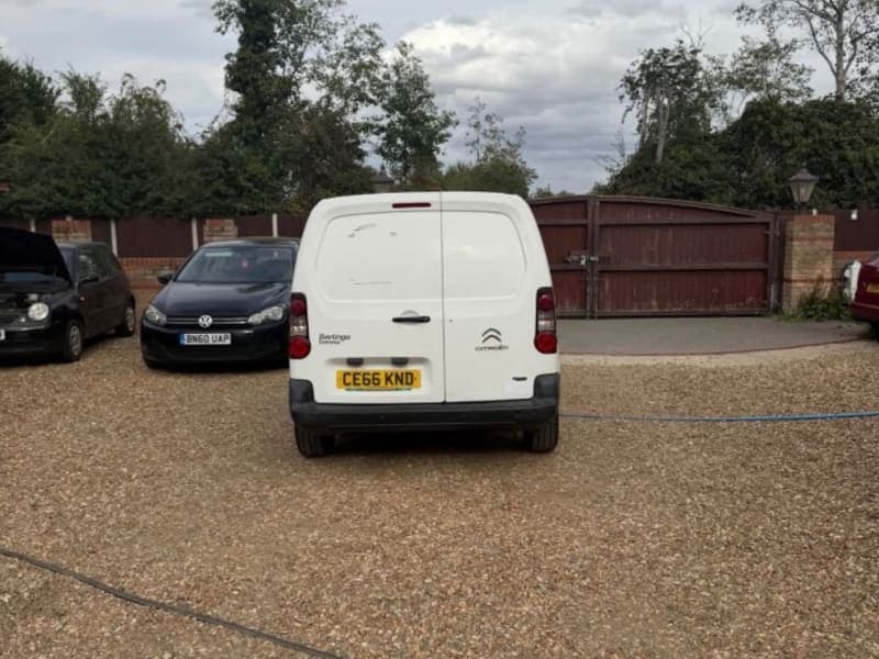 Citroen berlingo 2017 van drivers like new first to see will buy