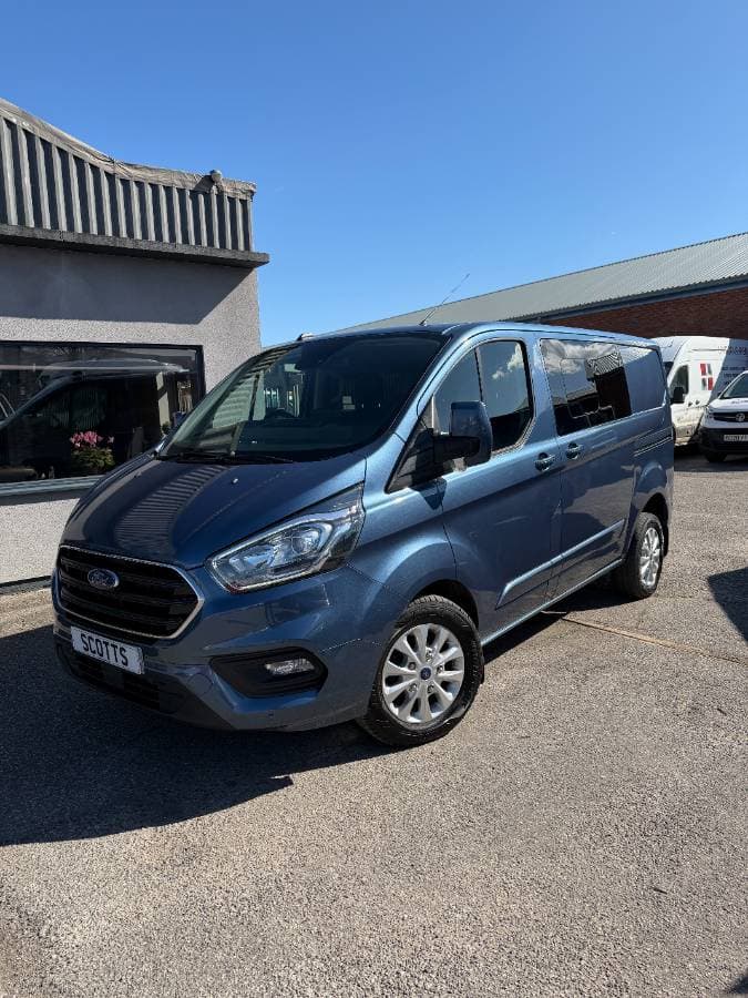 Ford Transit Custom 2.0 EcoBlue CrewVan Limited SWB - DRIVE AWAY TODAY - WETBELT DONE ✅