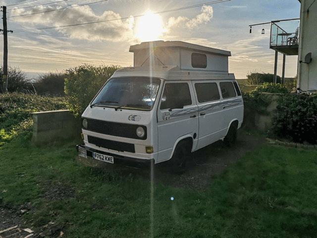 1989 VW T25 Campervan – Genuine Holdsworth Villa Conversion | 18 Years Current Owner | Full Service History & MOT