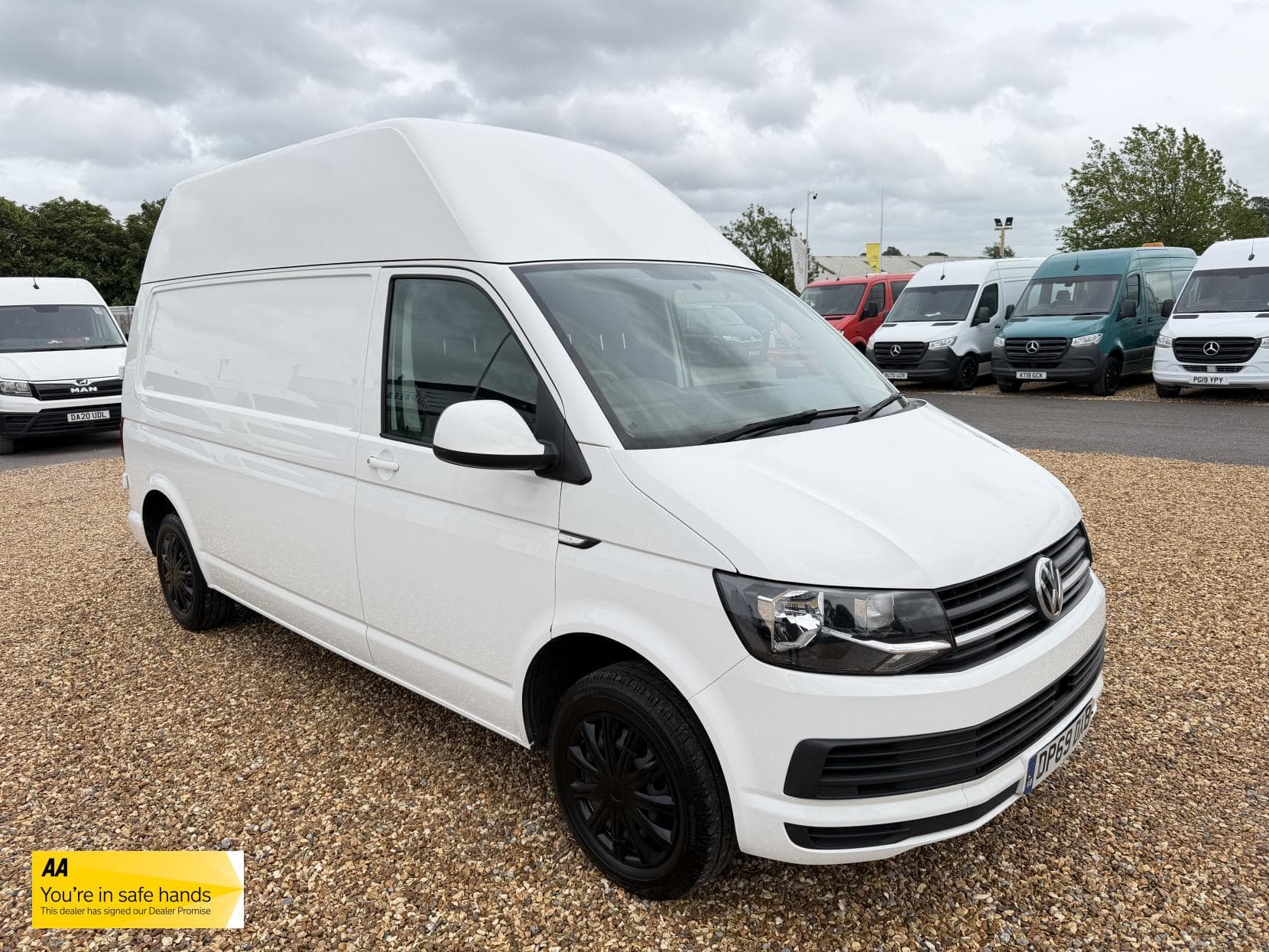 2020 Volkswagen Transporter 2.0 TDI T28 Trendline Panel Van 5dr Diesel Manual FWD LWB Euro 6 (s/s) (102 ps)